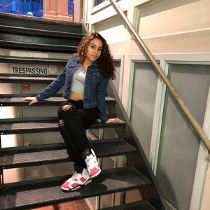 Meet your Posher, Alanna